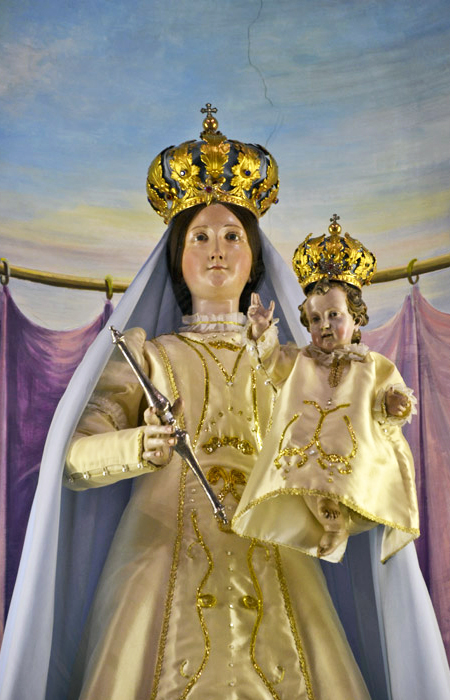 Statua della Madonna delle Grazie Statua della Madonna delle Grazie
