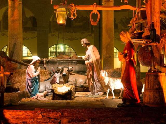 La Mostra dei Presepi al Porto Storico di Civitavecchia