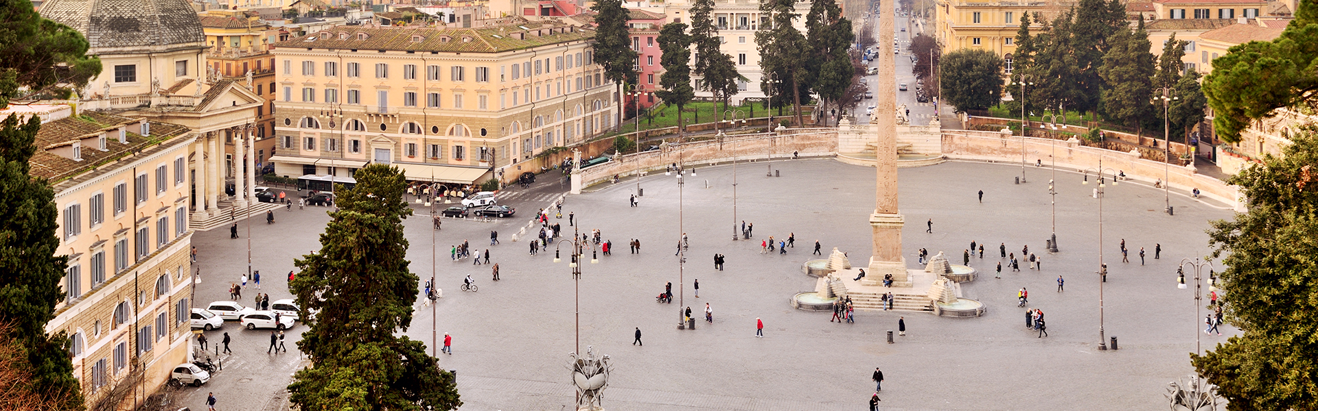 Una panorámica de Piazza del Popolo