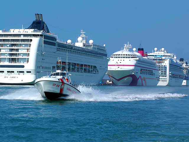 Jornada récord de barcos en el puerto de Civitavecchia