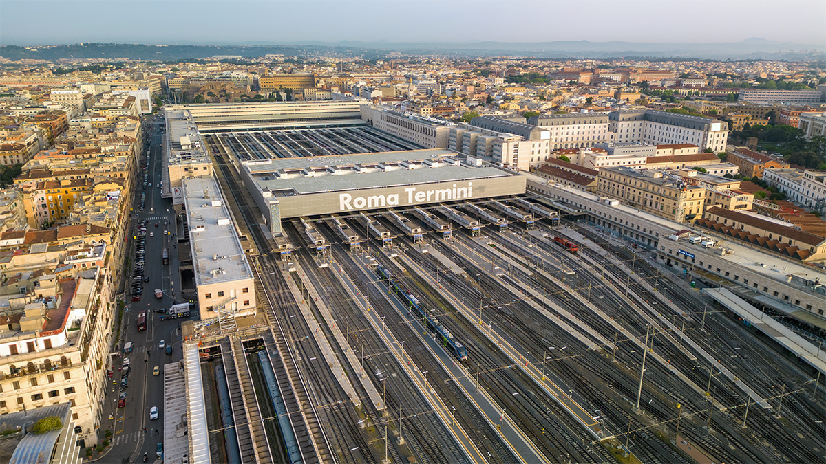 Una panoramica dall'alto della Stazione di Roma Termini Una panoramica dall'alto della Stazione di Roma Termini