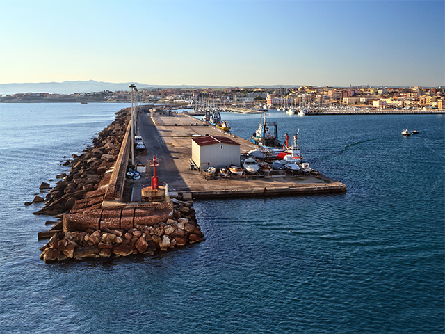 Civitavecchia Porto Torres 2017: orari e partenze delle navi traghetto